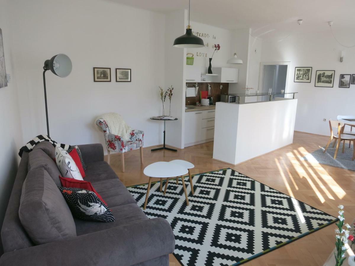 The Riverside Apartment - Downtown SJJ Buitenkant foto
